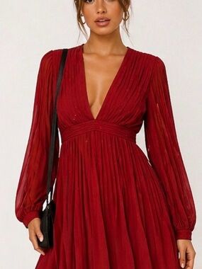 Boohoo Red Pleated Chiffon Plunge Mini Dress | Long Sleeve Skater | NWT Size 12